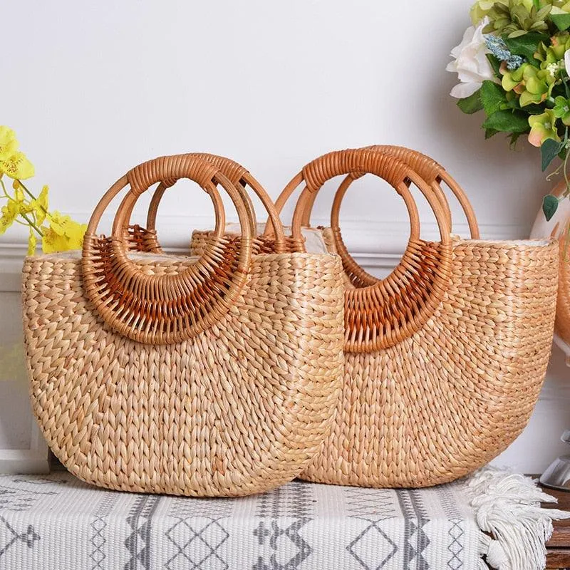 Elegant woven straw beach bags