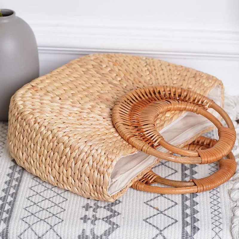 Elegant woven straw beach bags
