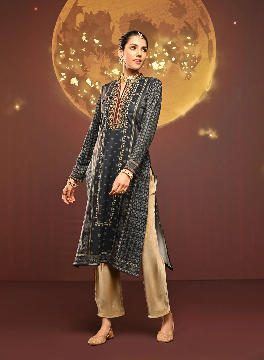 Harleen Black Printed Brushed Fleece Long Kurta for Women