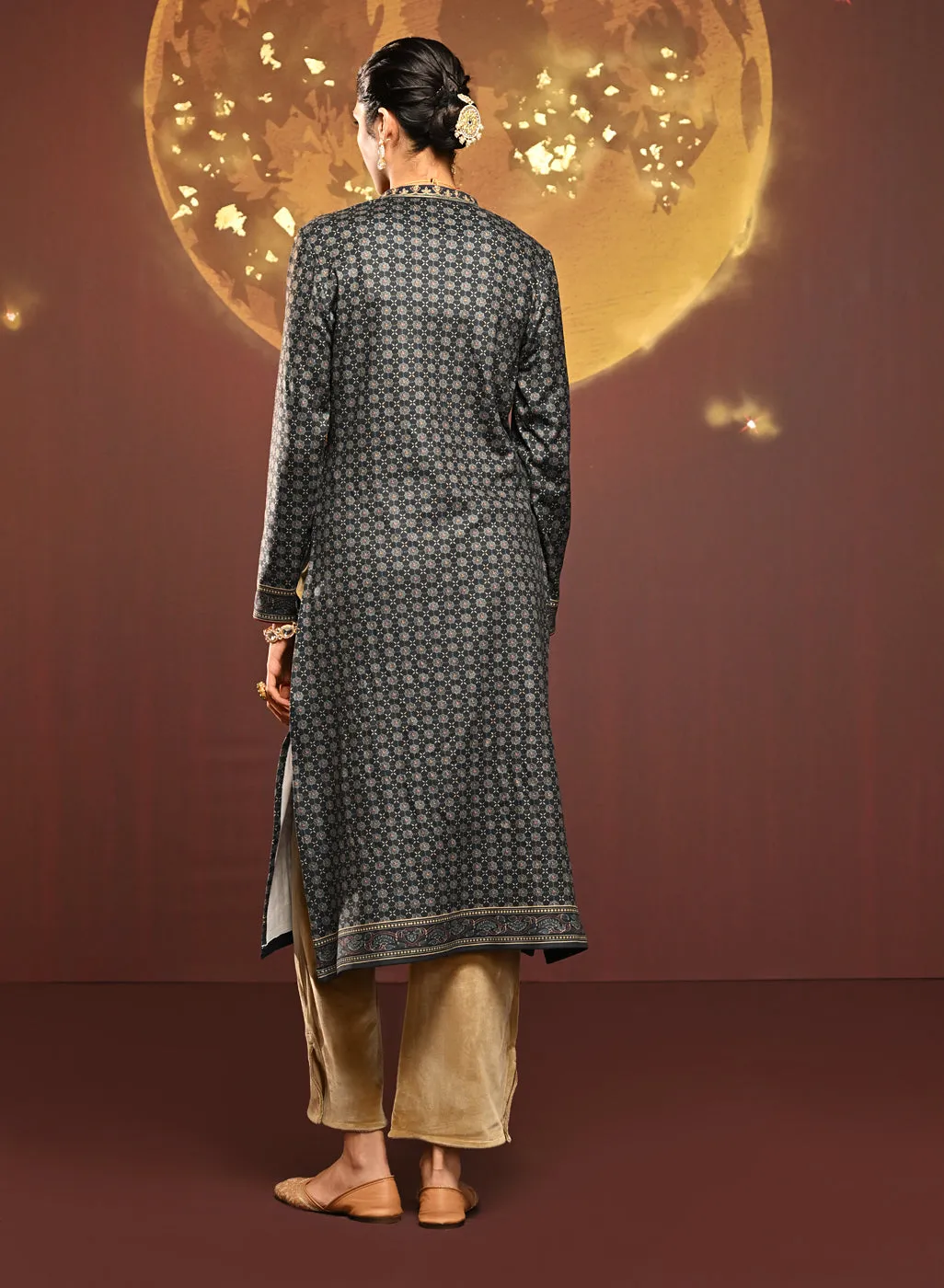 Harleen Black Printed Brushed Fleece Long Kurta for Women